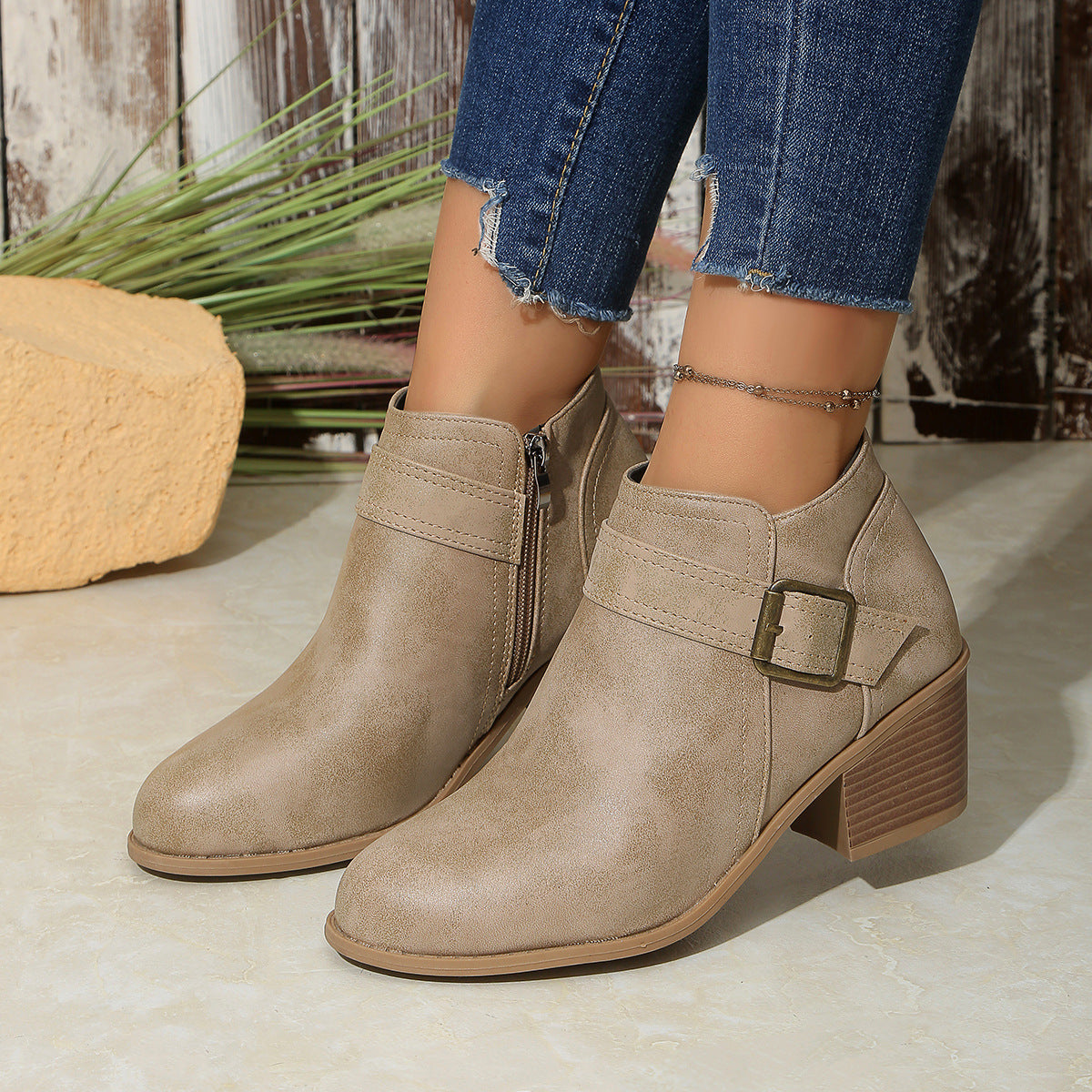 European and American Foreign Trade Large Size New Style Chunky Heel Martin Boots for Women with Side Zipper, Fashionable and Comfortable Short Boots with Buckle Design